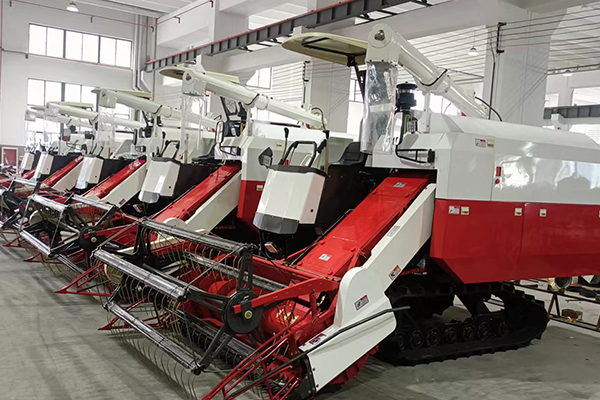 Big Tank 102hp Combine Harvester Rice And Wheat Harvester