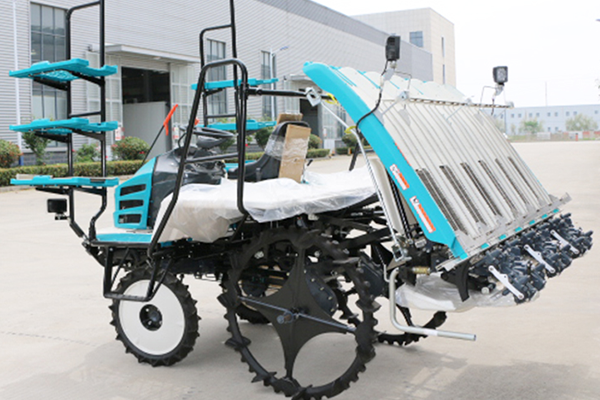 6 Rows Riding Rice Transplanter01